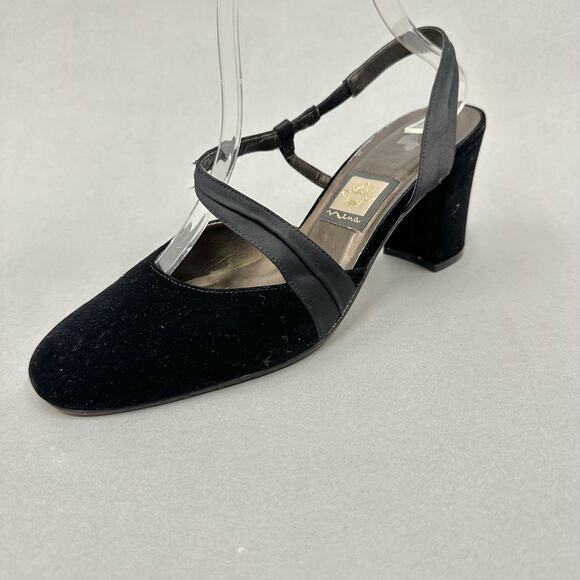 Vintage 90s Nina black velvet slingback 3" block heels size 9 closed toe - Picture 1 of 14